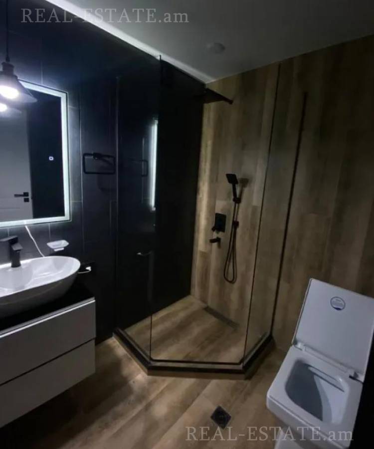 3 սենյականոց բնակարան  Էրեբունու փող., Էրեբունի Երևան, 138665