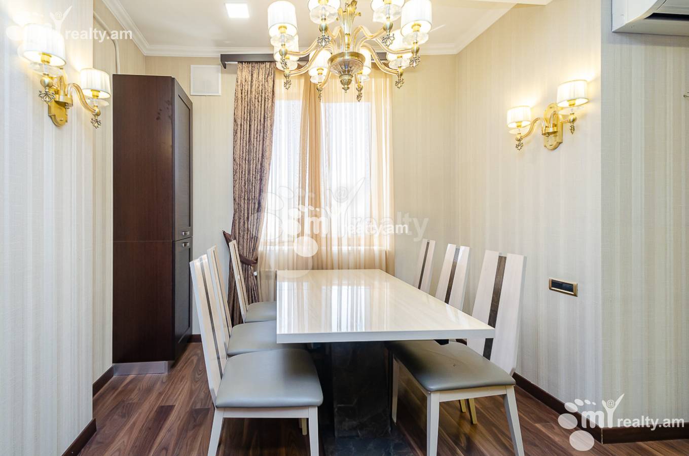 Купить 3 комнатную квартиру Айрик Мурадян улица, Арабкир Ереван, 151288