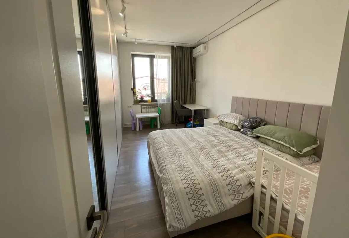4 bedroom apartment for sale Komitas Ave, Arabkir Yerevan, 161938