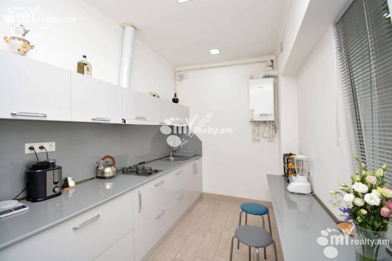 2 bedroom apartment for sale خیابان خانجیان, مرکز شهر ایروان, 159693