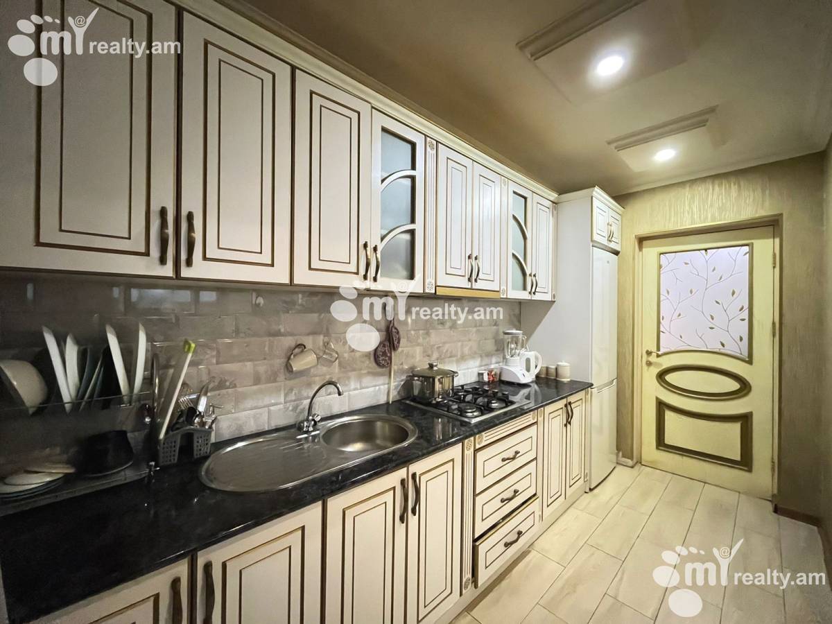 2 bedroom apartment for rent Azatutyan Ave, Arabkir Yerevan, 160433