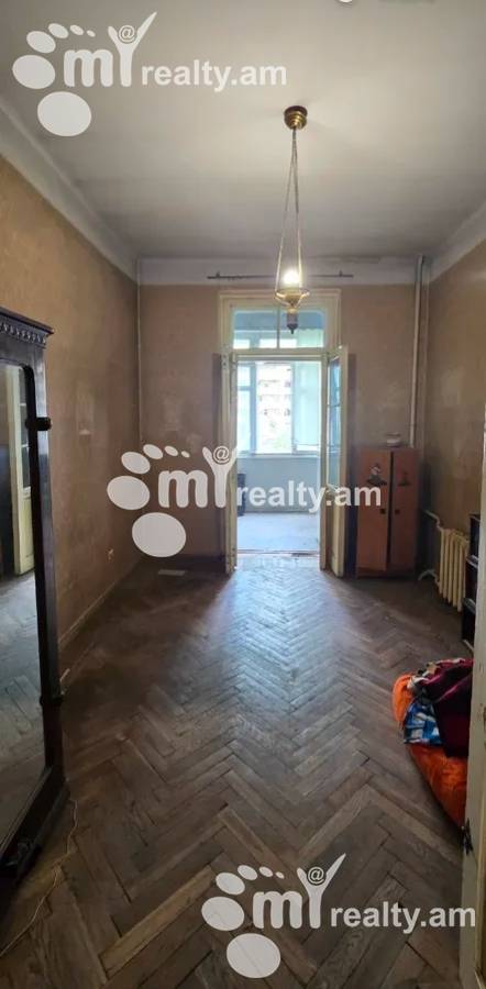 2 սենյականոց բնակարան  Ամիրյան փող, Կենտրոն Երևան, 160523