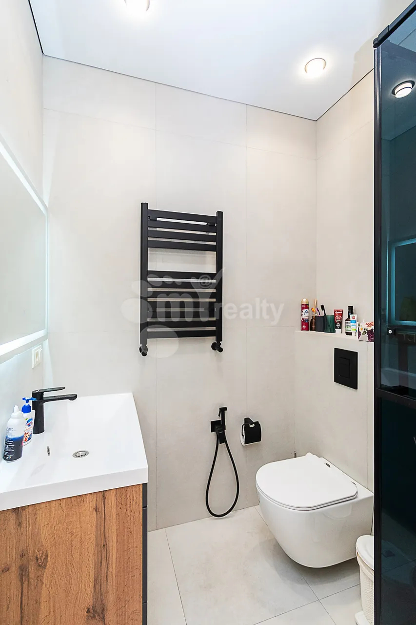 4 bedroom apartment for sale Arshakunyats Ave, Center Yerevan, 160978
