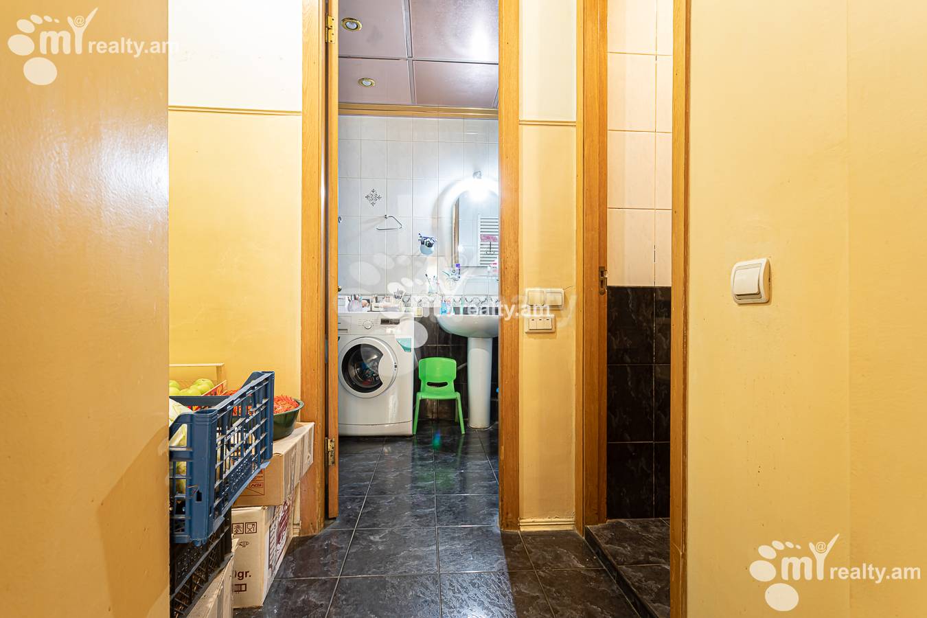 3 bedroom apartment for sale Paronyan St, Center Yerevan, 156508