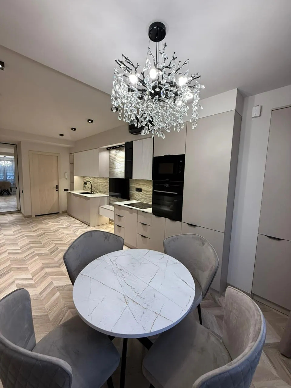 3 bedroom apartment for sale خیابان برادران اوربِلی, عربگیر ایروان, 158826