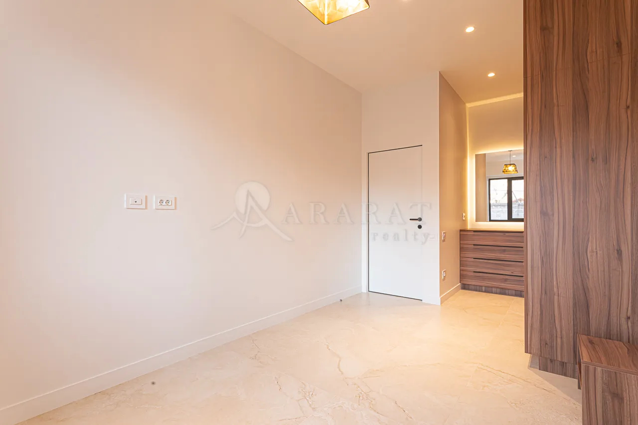 3 bedroom apartment for sale خیابان شینارارنِر, آچاپنیاک ایروان, 158407