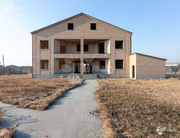 norakaruyc-tun/Qanaqeravan+village/Qanaqeravan+village/Kotayk