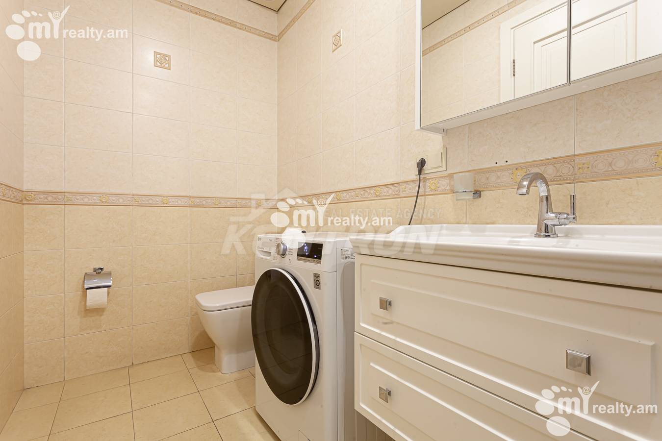 3 bedroom apartment for rent خیابان سارمِن, مرکز شهر ایروان, 156075