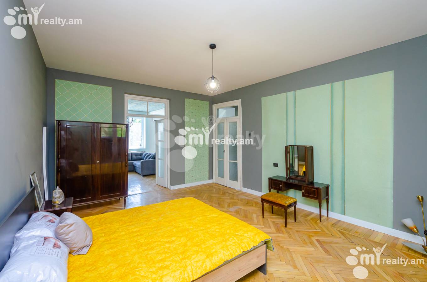 3 bedroom apartment for sale Saryan St, Center Yerevan, 152720