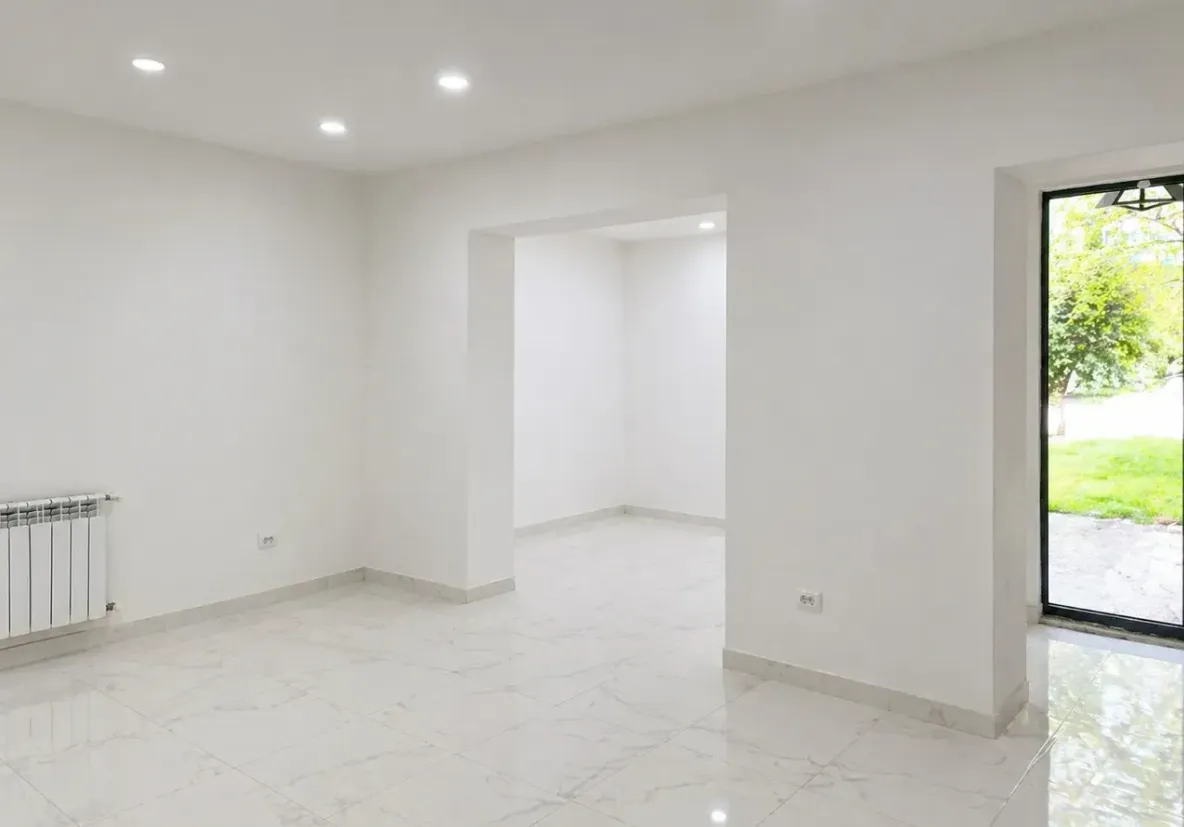 Commercial for sale خیابان آلما آتا, آوان ایروان, 160575