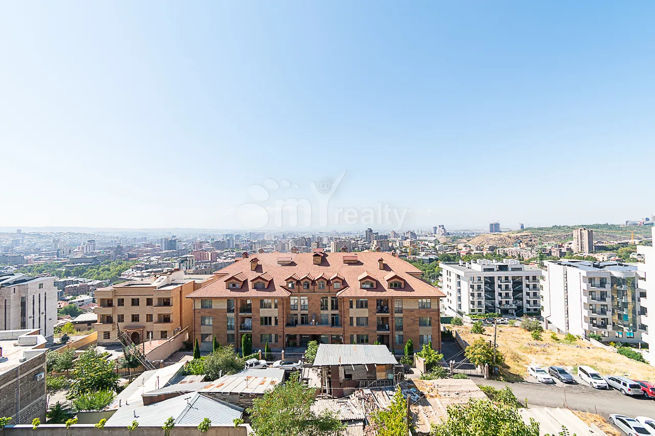 5 bedroom apartment for sale انتاراین، خیابان گ.گاسپاریان, مرکز شهر ایروان, 161501