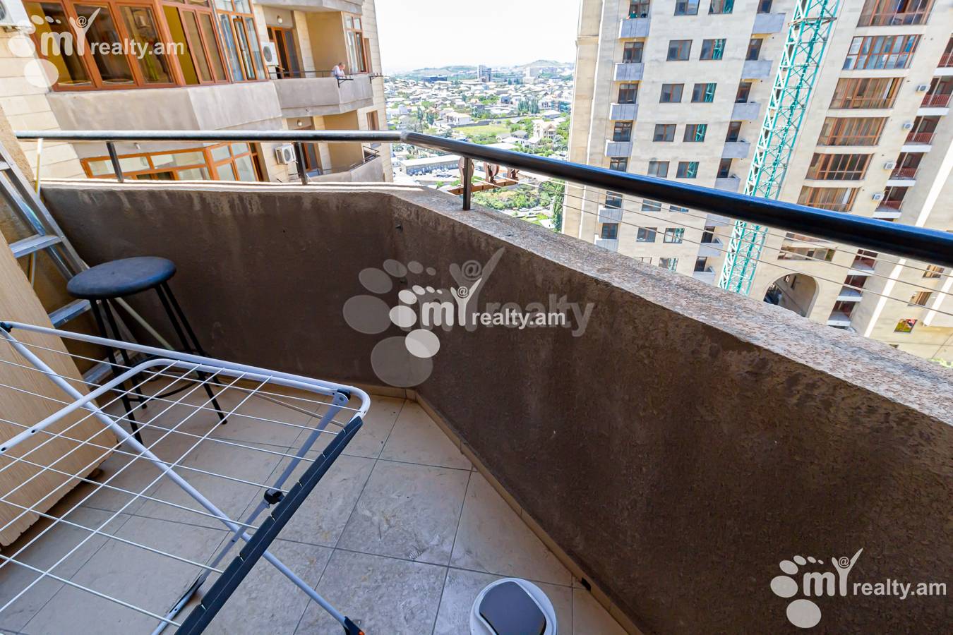 Купить 2 комнатную квартиру Аргишти ул, Центр Ереван, 151041