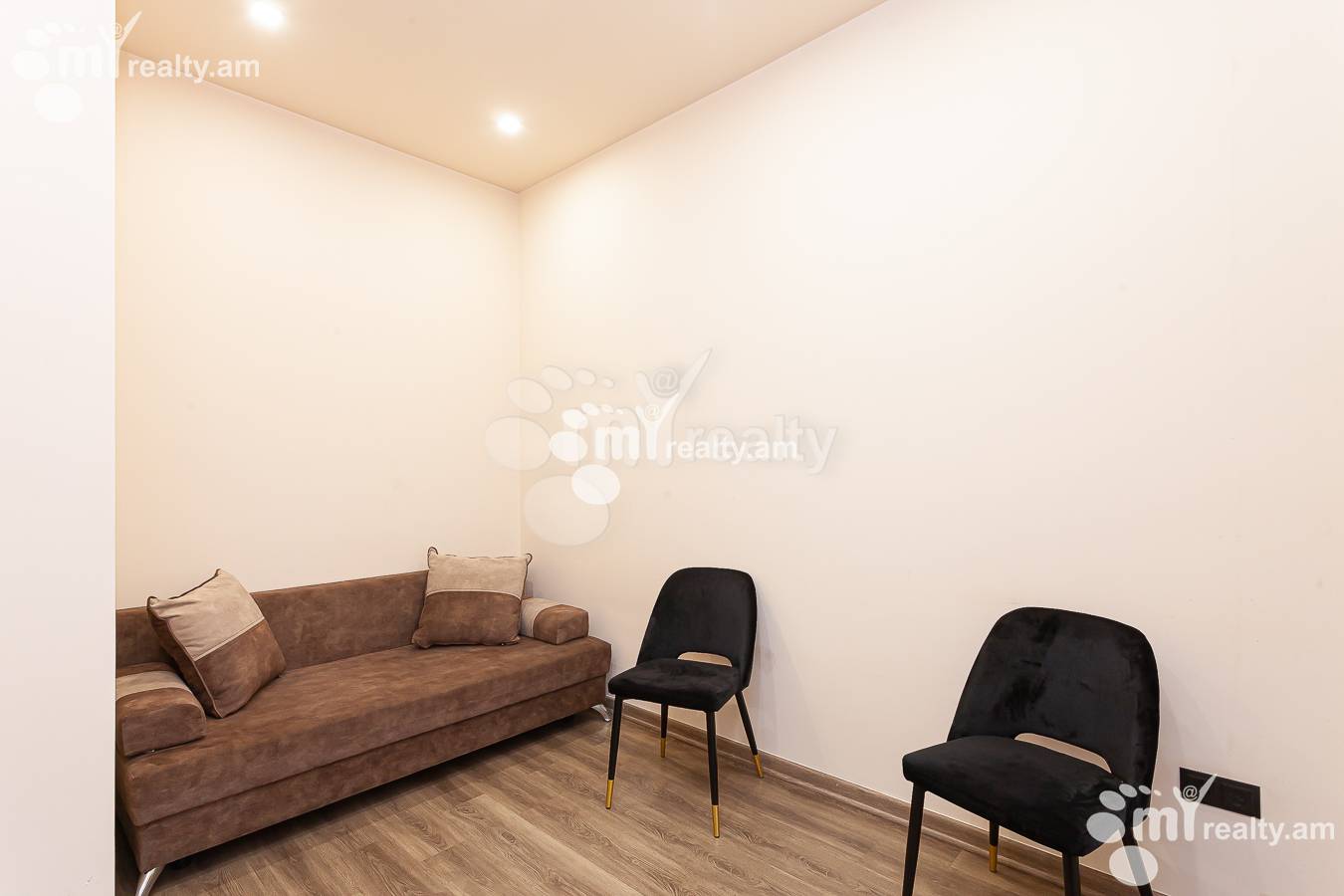 3 bedroom apartment for sale خیابان میکویان, داوتاشِن ایروان, 148898