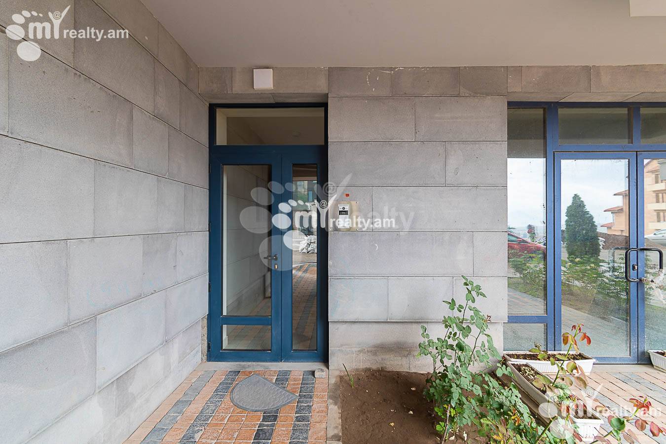 4 bedroom apartment for rent Antarayin, G. Gasparyan Straße, Center Yerevan, 152990