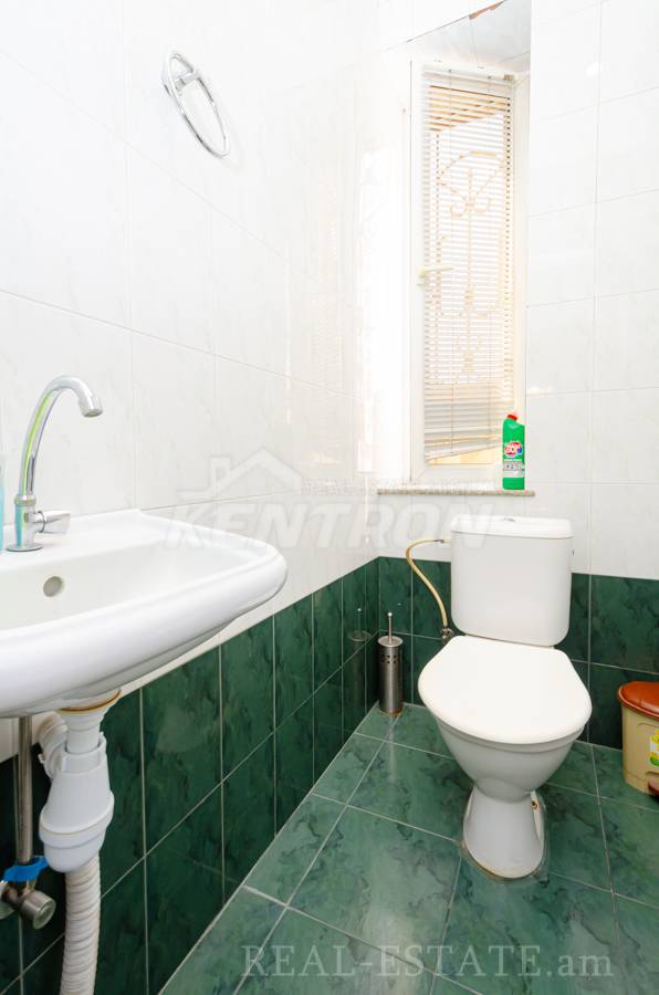 House for sale خیابان آرمِناک آرمِناکیان, نورک ماراش ایروان, 139544