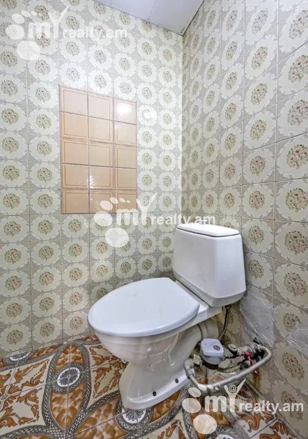 3 bedroom apartment for sale Charents St, Center Yerevan, 158758