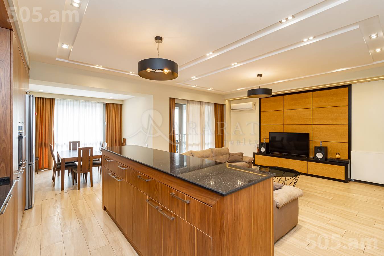 3 bedroom apartment for sale Hanrapetutyan St, Center Yerevan, 149466