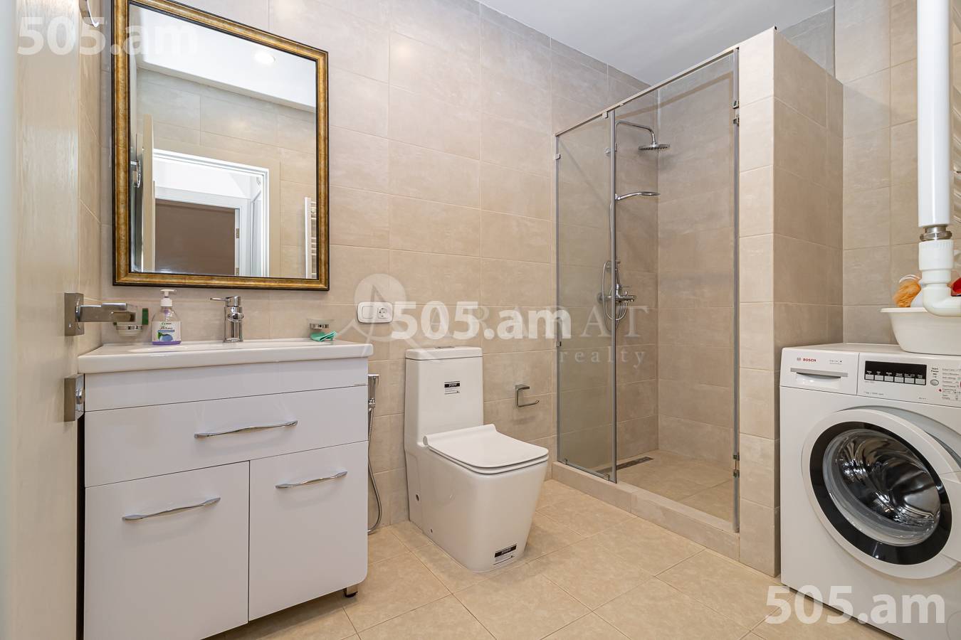 3 bedroom apartment for sale خیابان آنتارایین, مرکز شهر ایروان, 151226