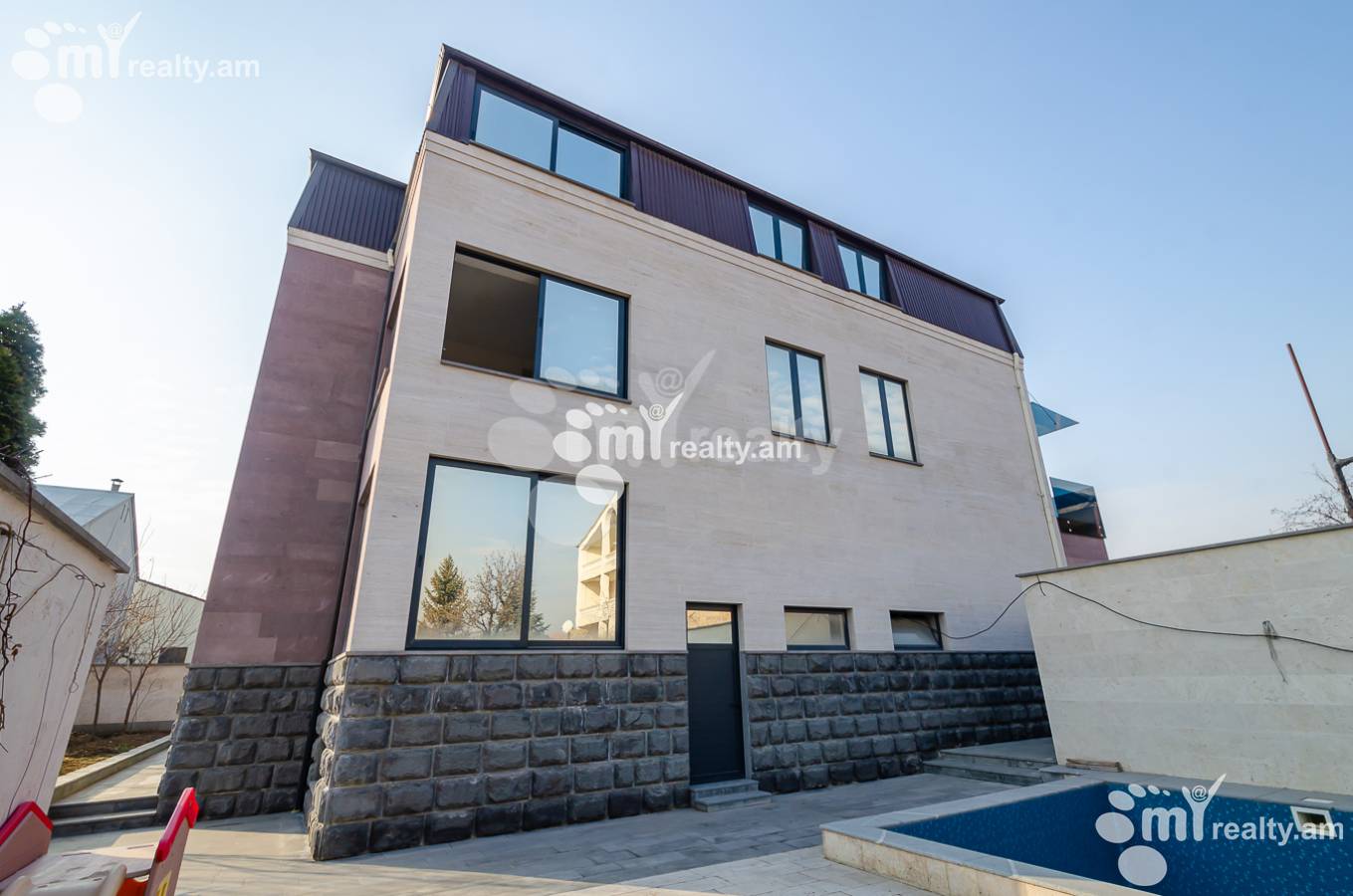 House for sale Arinj 15th street, Avan Yerevan, 154125