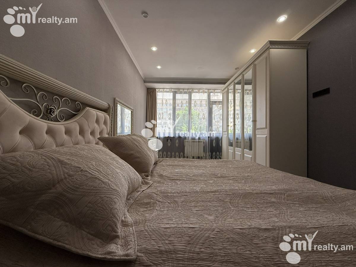 3 bedroom apartment for sale Shiraz St, Adjapnyak Yerevan, 161169