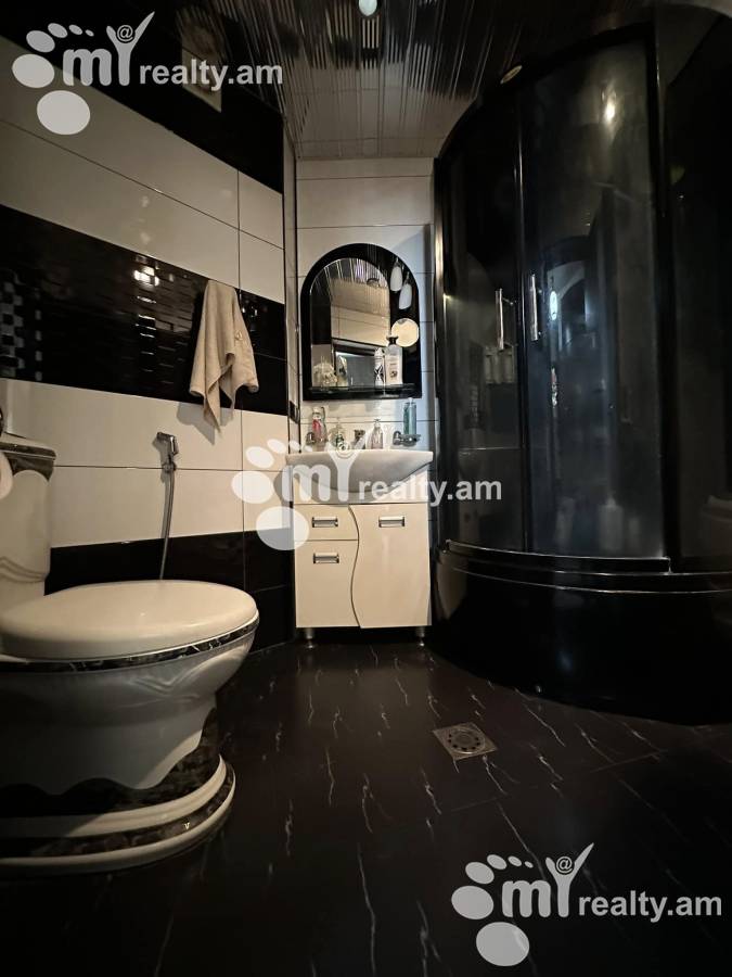 3 bedroom apartment for sale A. Khachatrian St, Arabkir Yerevan, 154081