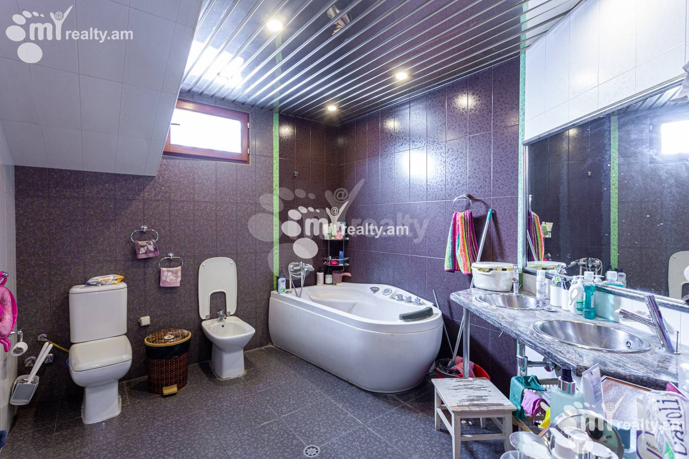 6 bedroom apartment for sale Aram St side, Center Yerevan, 154610