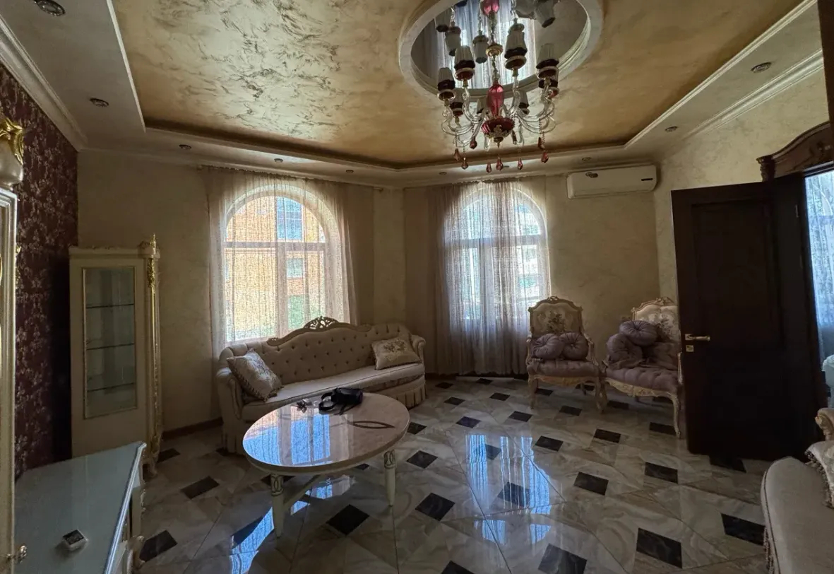 3 bedroom apartment for rent Vardanants St, Center Yerevan, 161861