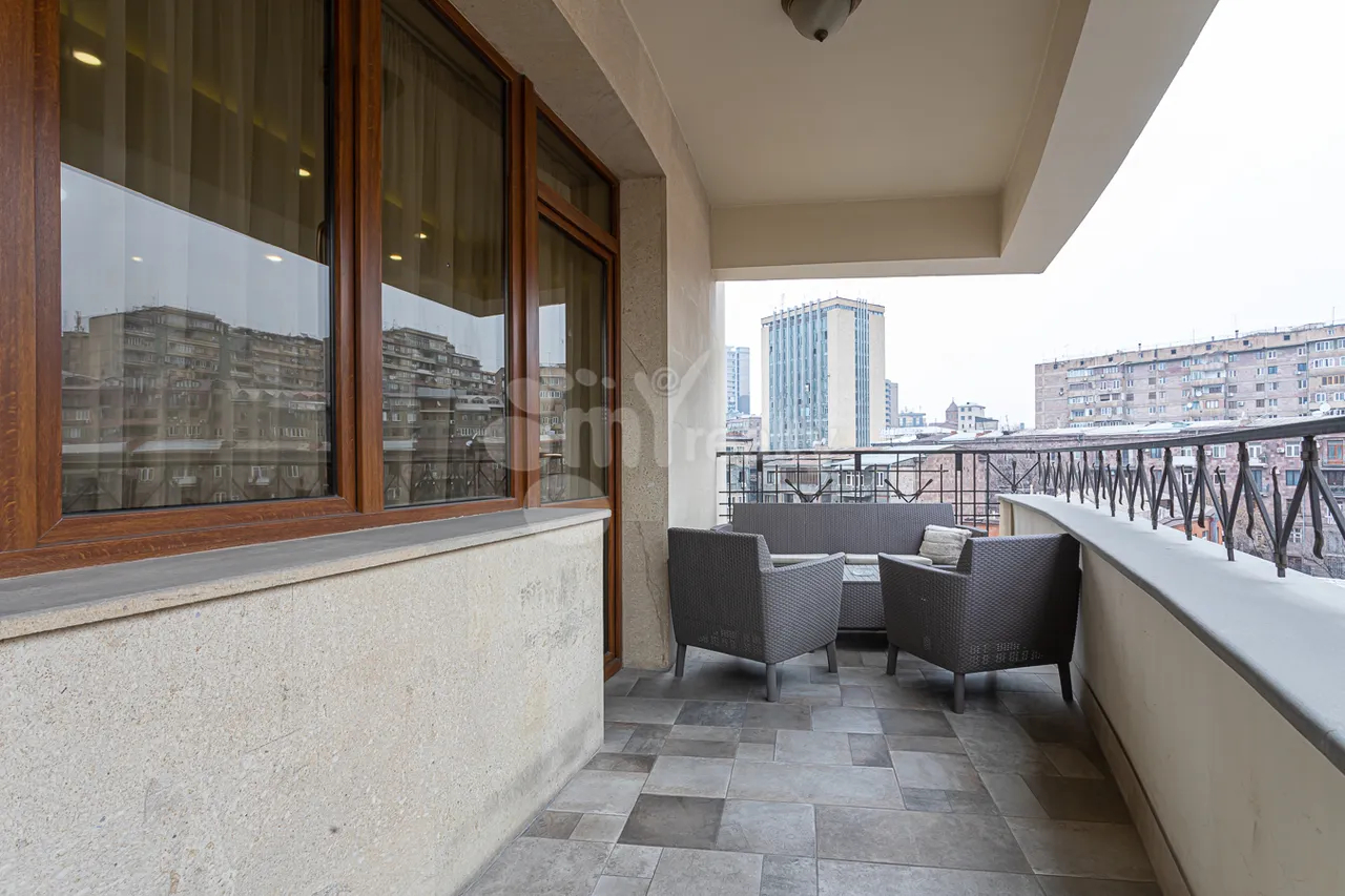 4 bedroom apartment for sale Yekmalyan St, Center Yerevan, 158585