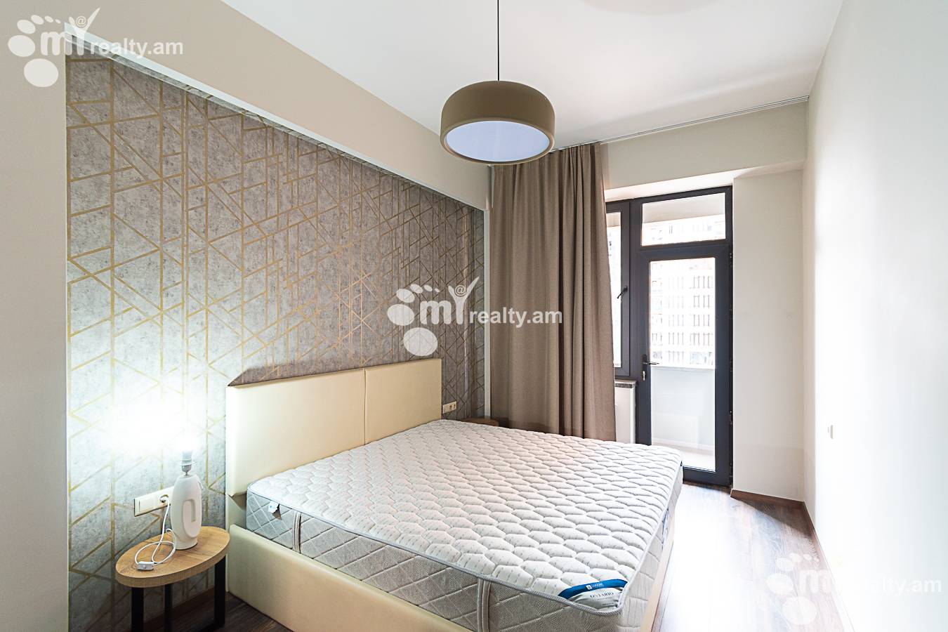 Купить 2 комнатную квартиру Бузанд ул, Центр Ереван, 143480