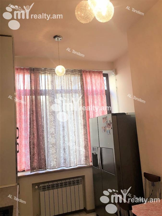 4 bedroom apartment for sale Nalbandyan St, Center Yerevan, 122412
