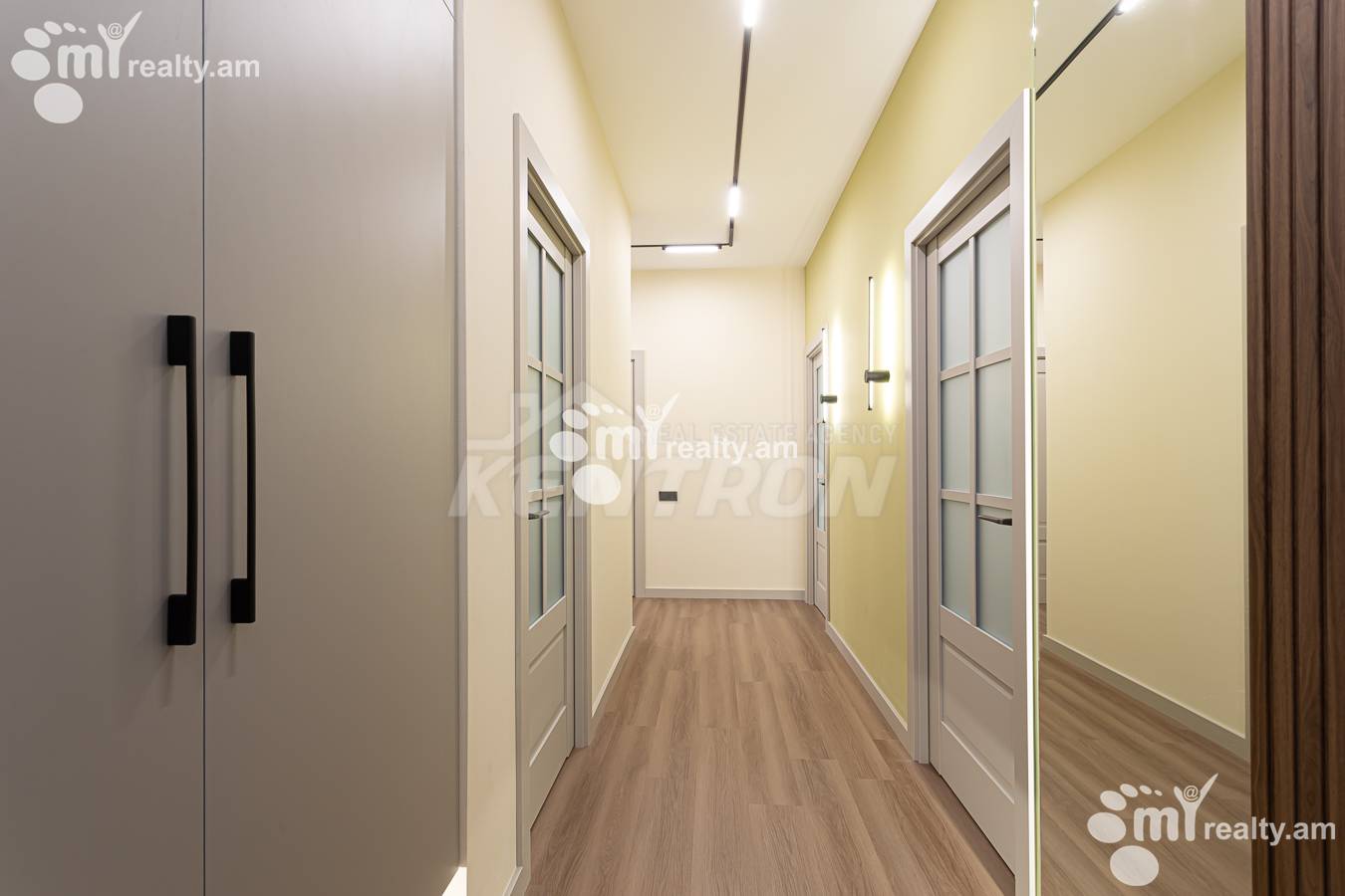 3 bedroom apartment for rent Tamanyan St, Center Yerevan, 156989