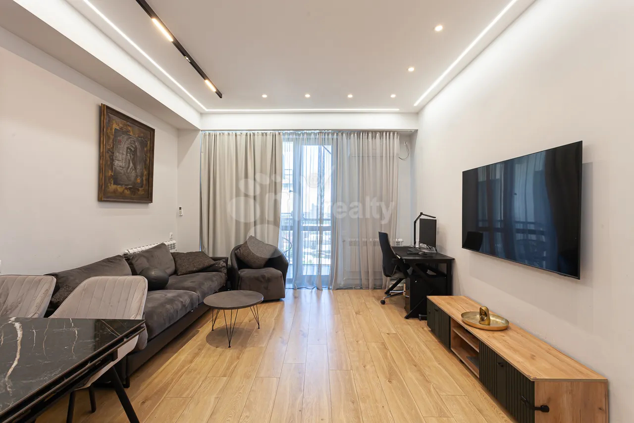 3 bedroom apartment for sale Rostom St, Center Yerevan, 161243