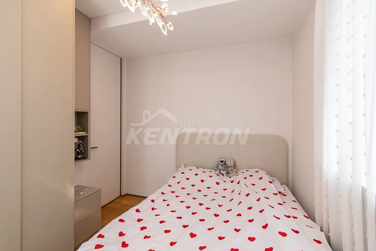 3 bedroom apartment for sale M.Khorenatsi St, Center Yerevan, 161800