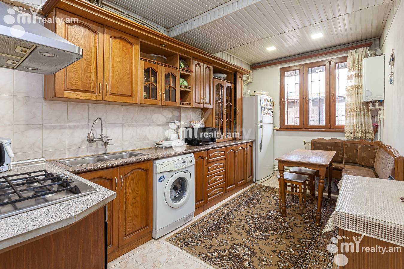 Купить 3 комнатную квартиру Нар Дос ул, Центр Ереван, 154480