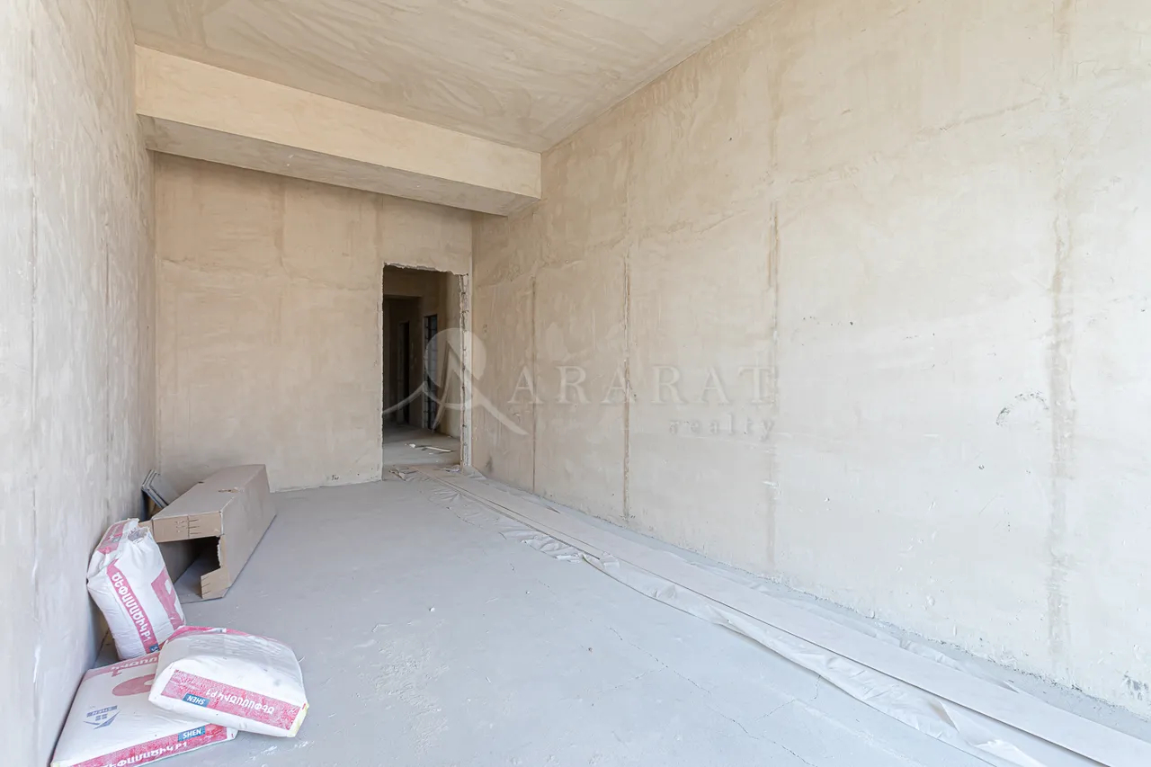 4 bedroom apartment for sale Rostom St, Center Yerevan, 158137