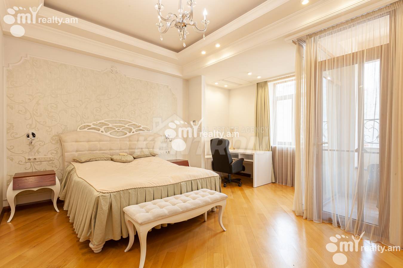 3 bedroom apartment for rent Yekmalyan St, Center Yerevan, 154625