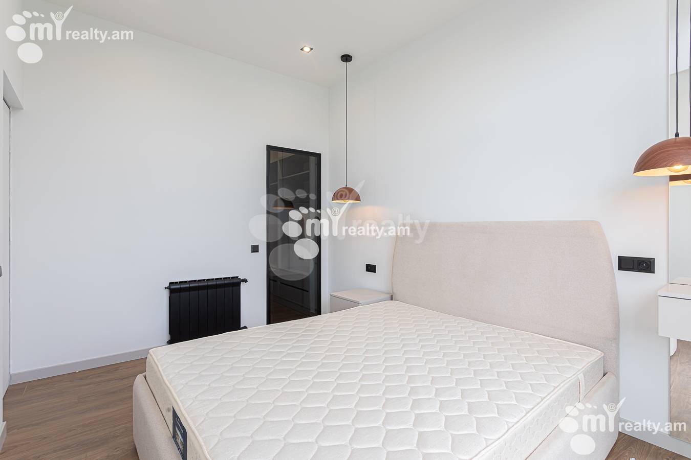 3 bedroom apartment for sale خیابان هانراپتوتیان کوچه 2, مرکز شهر ایروان, 156917