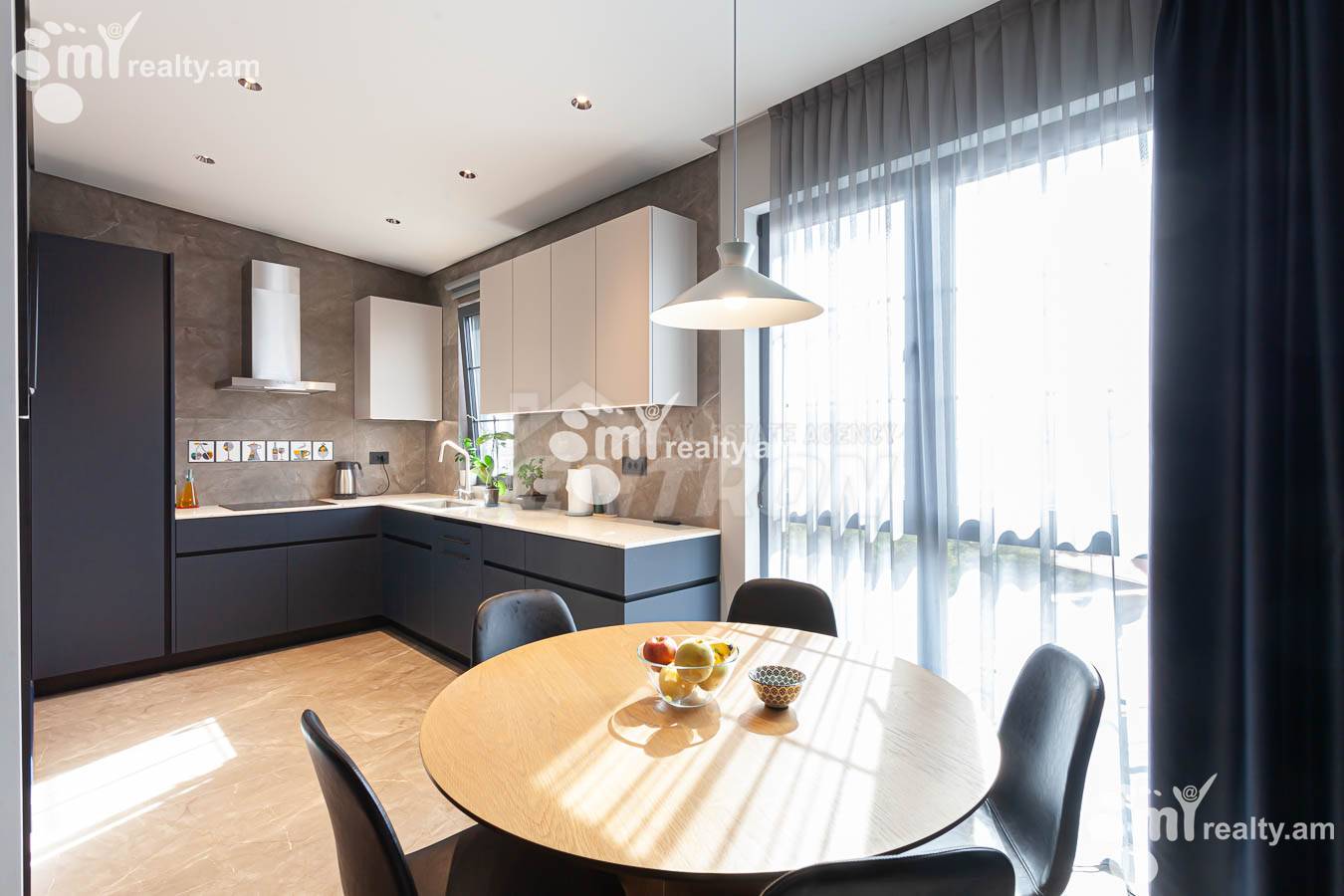 3 bedroom apartment for sale M.Khorenatsi St, Center Yerevan, 153325