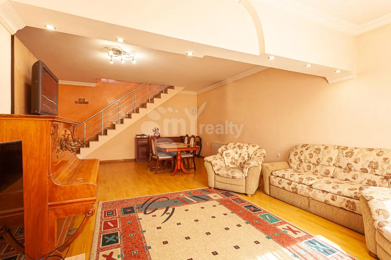 House for sale Acharyan St, Awan Yerevan, 157785