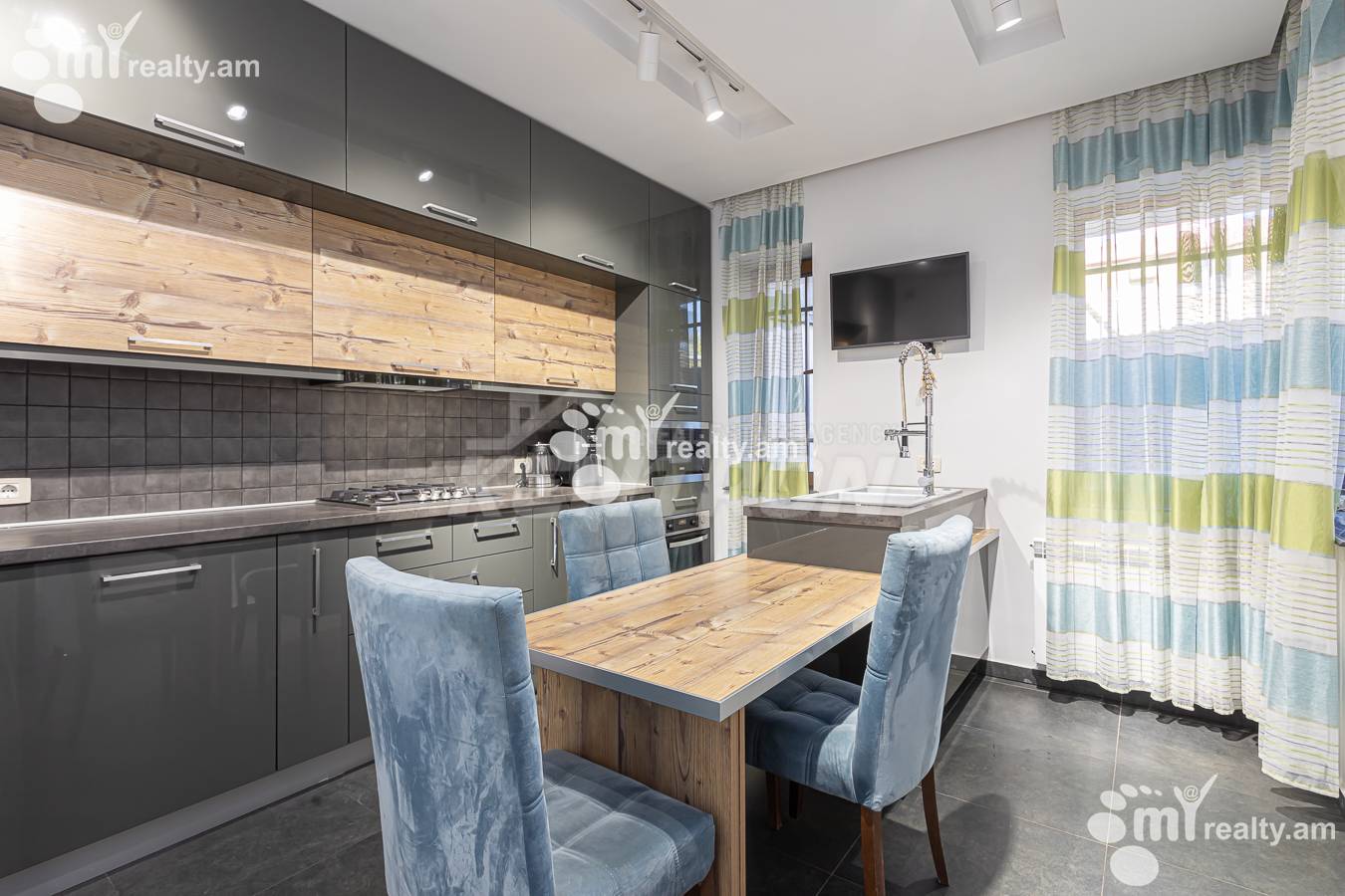 Купить дом Лусинянц, Центр Ереван, 157169