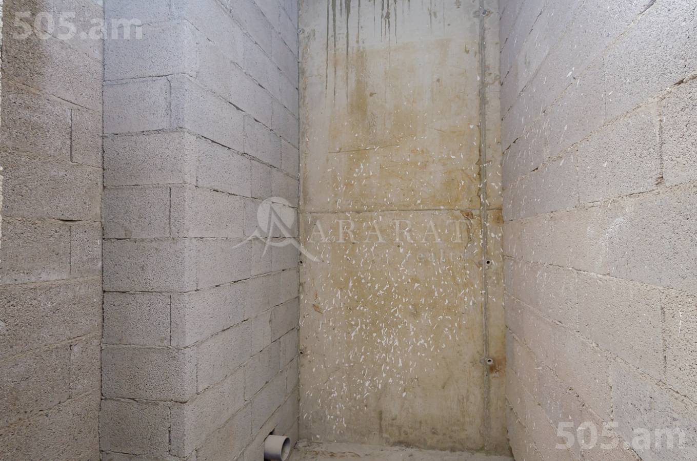 Купить 4 комнатную квартиру Давит Анахт ул., Канакер-Зейтун Ереван, 154858