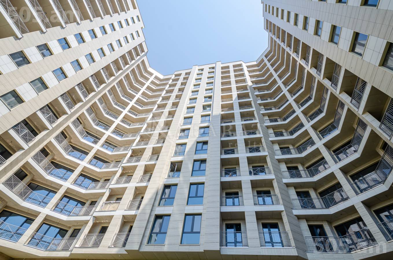4 bedroom apartment for sale Davit Anhaxt St, Quanaquère-Zeytoun Yerevan, 154858