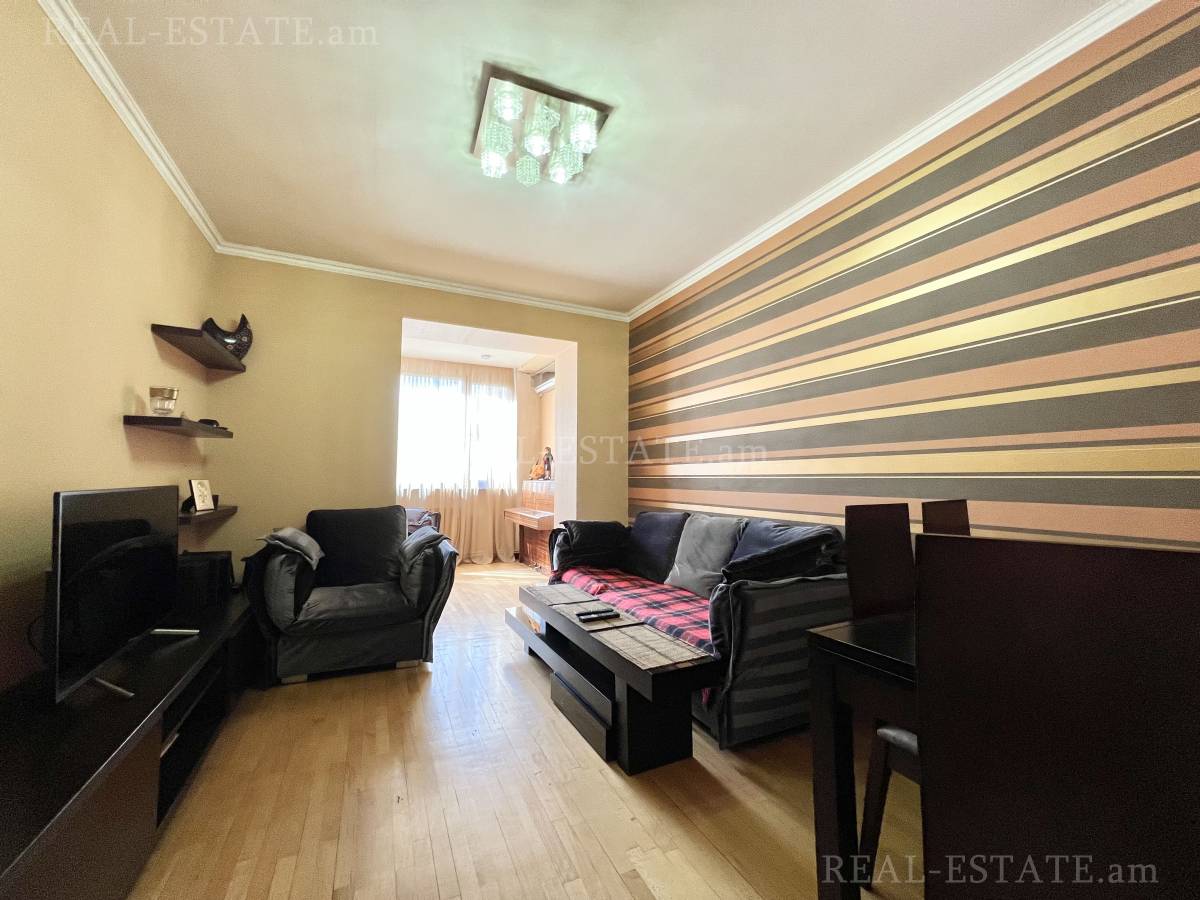 2 bedroom apartment for sale Zakyan St, Center Yerevan, 141356