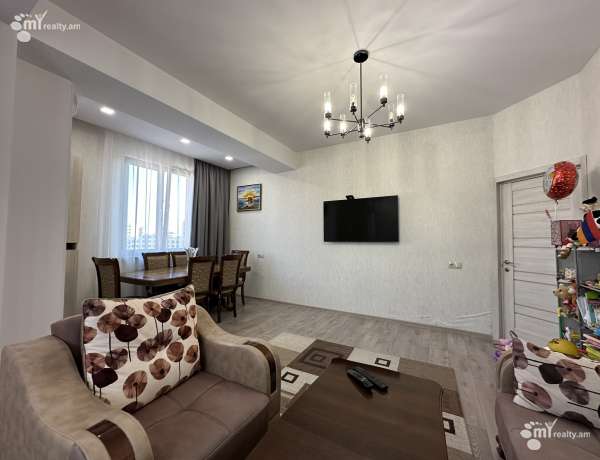 3-senyakanoc-bnakaran-vacharq-Yerevan-Arabkir