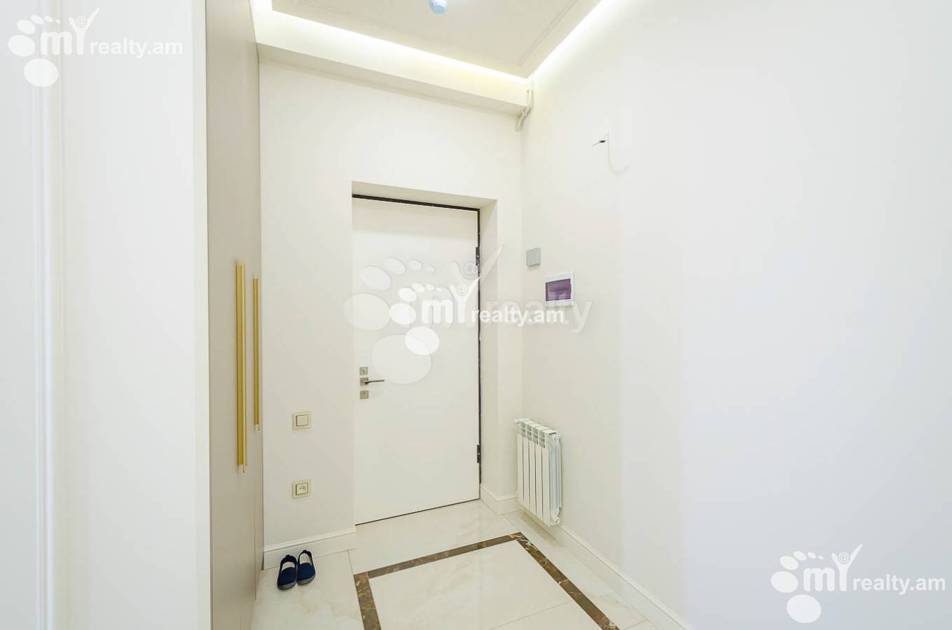 4 սենյականոց բնակարան վարձով Անտառային, Գ.Էմինի փող., Կենտրոն Երևան, 153304