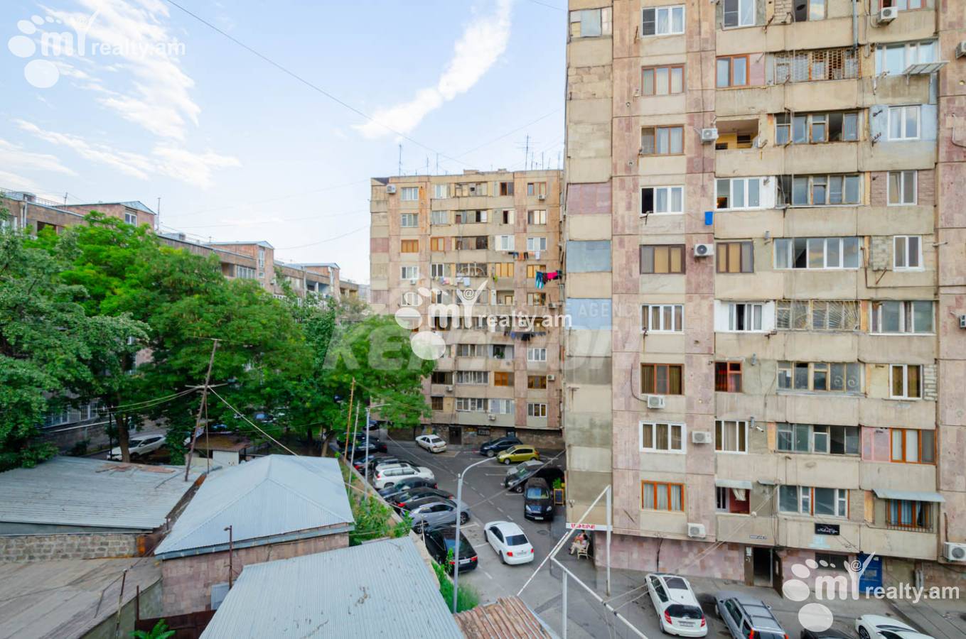 3 սենյականոց բնակարան վարձով Աբովյան փող, Կենտրոն Երևան, 139498