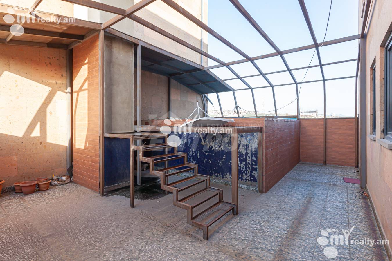 4 սենյականոց բնակարան  Ամիրյան փող, Կենտրոն Երևան, 147829