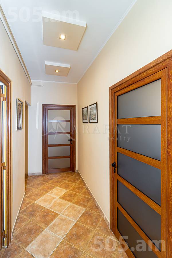 2 bedroom apartment for sale خیابان کومیتاس, عربگیر ایروان, 154748