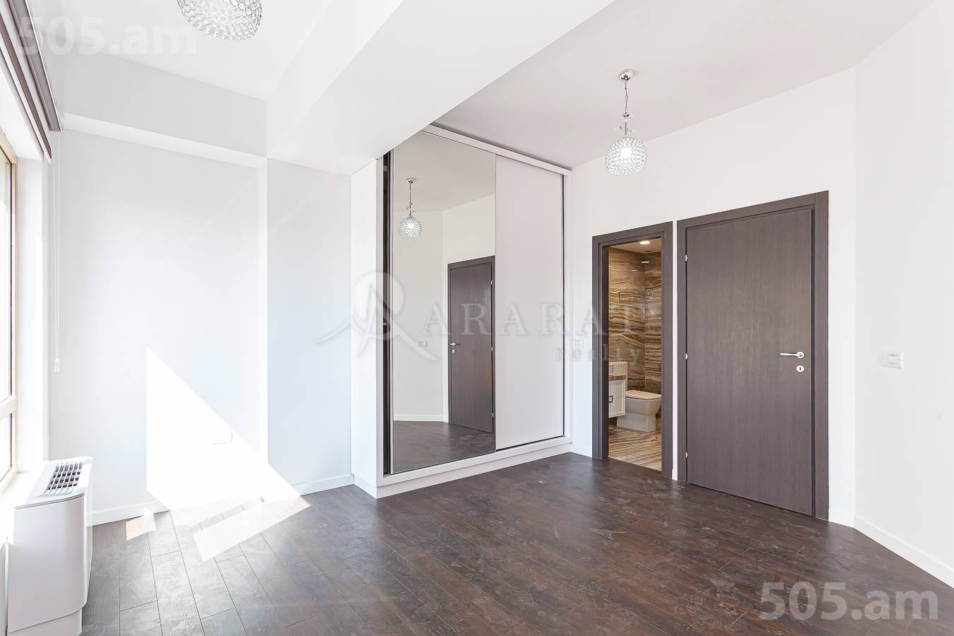 Снять 5 комнатную квартиру Лео ул, Центр Ереван, 153028