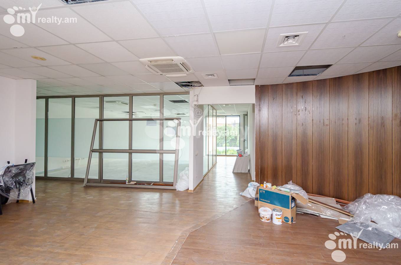 Снять коммерческoе помещение Г.Лусаворич ул, Центр Ереван, 153212